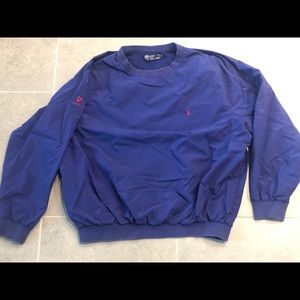 Men’s windbreaker.